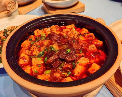 麻辣牛肉豆腐
