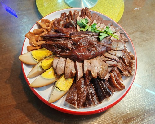 卤味拼盘